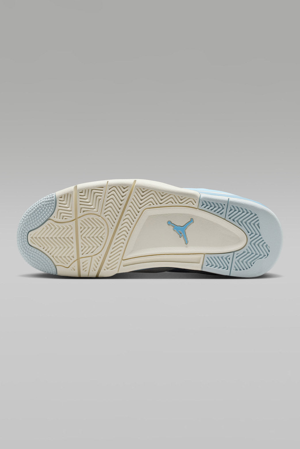 Air Jordan 4 RM Sneaker - Psychic Blue + Pale Ivory + Aura