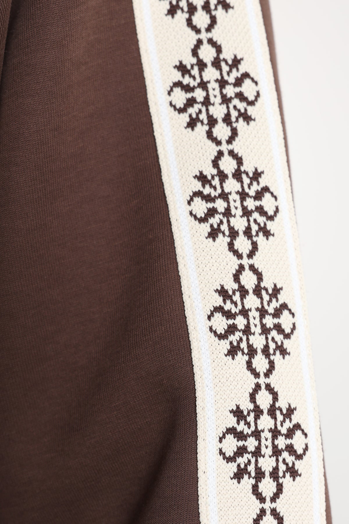 Rosace Sweatjacke - Brown