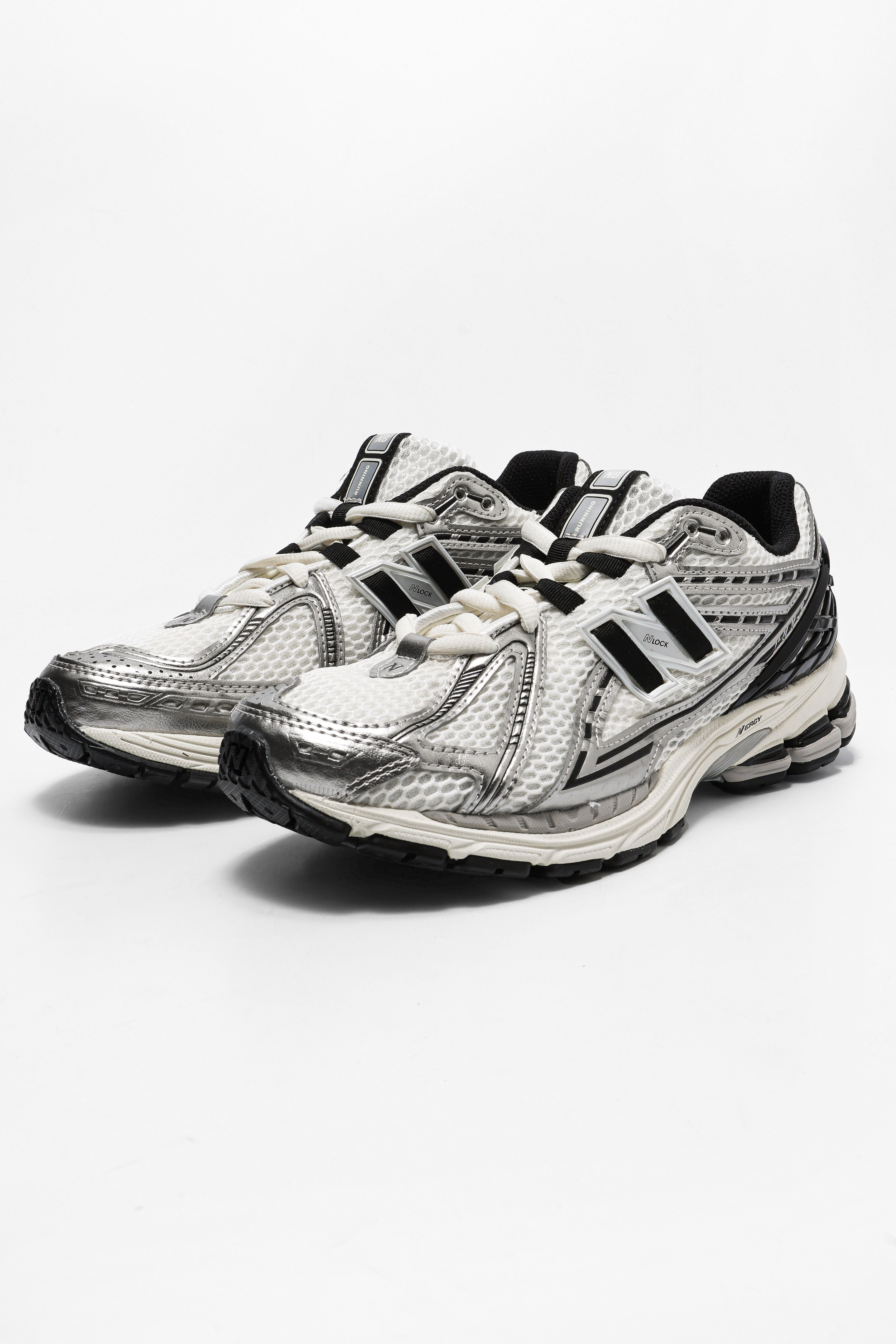 M1906 Sneaker - Offwhite + Silver + Black