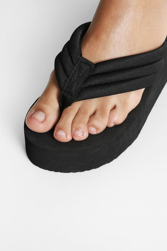 Flip Flops mit Keilabsatz - Black