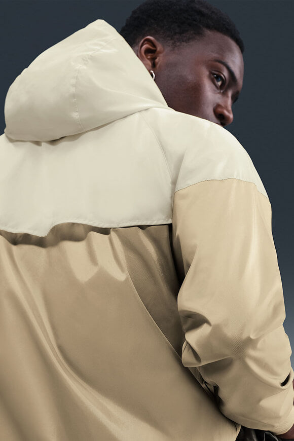 Windbreaker - Parachute Beige + Light Khaki