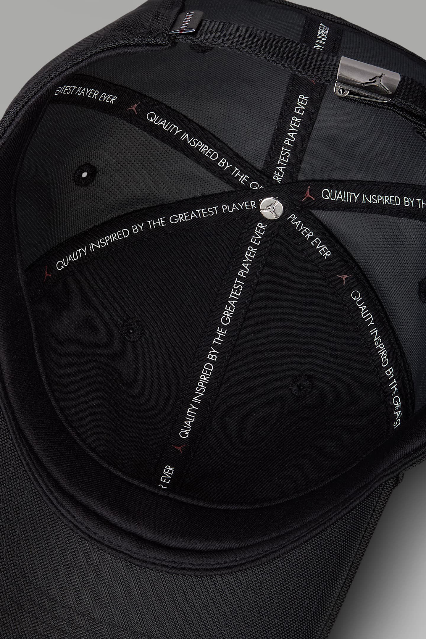 Strapback cap - Black