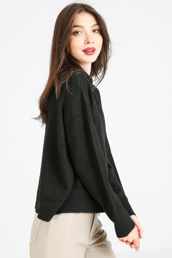 Knitted sweater - black