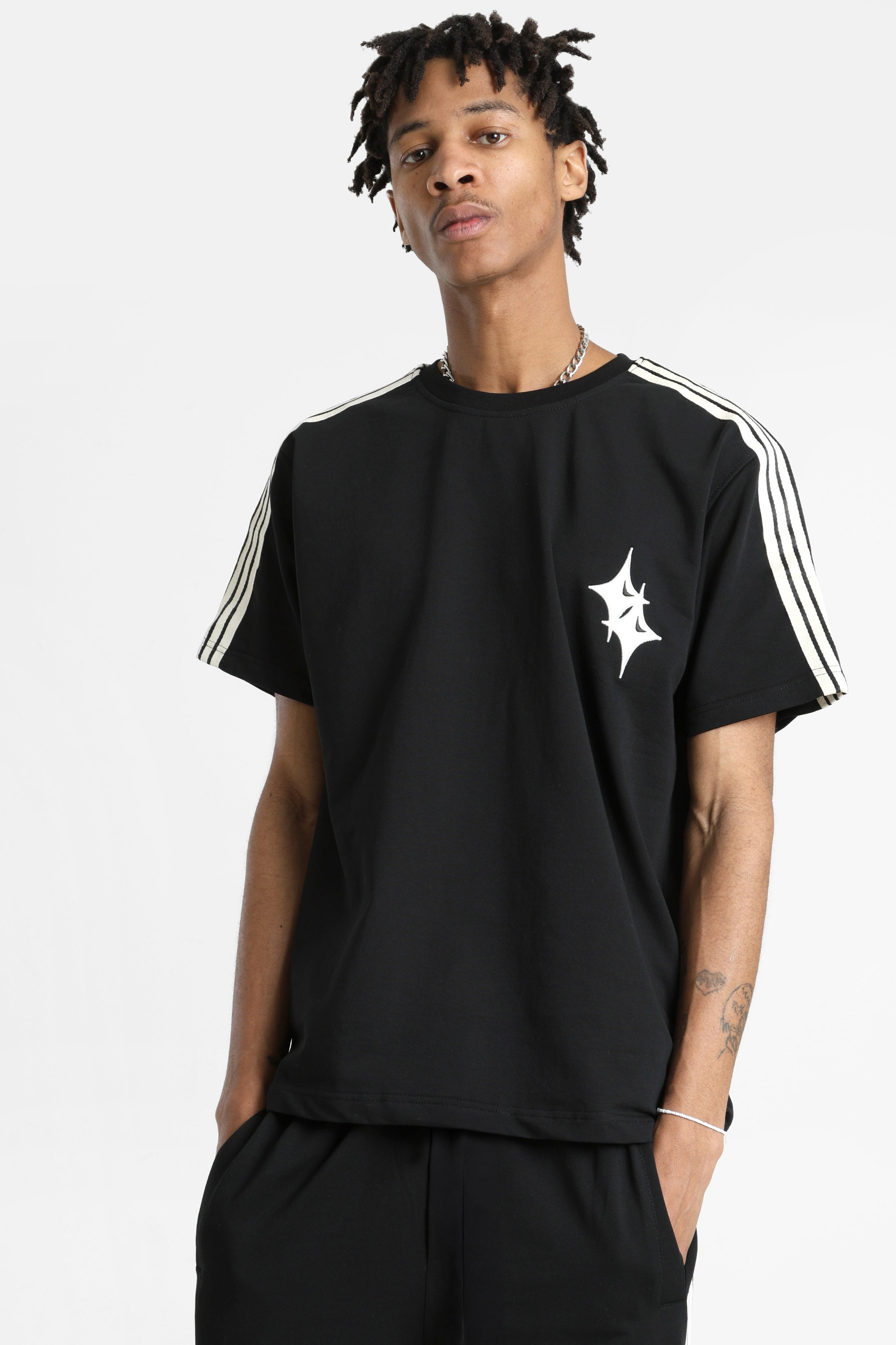 T-Shirt - Black