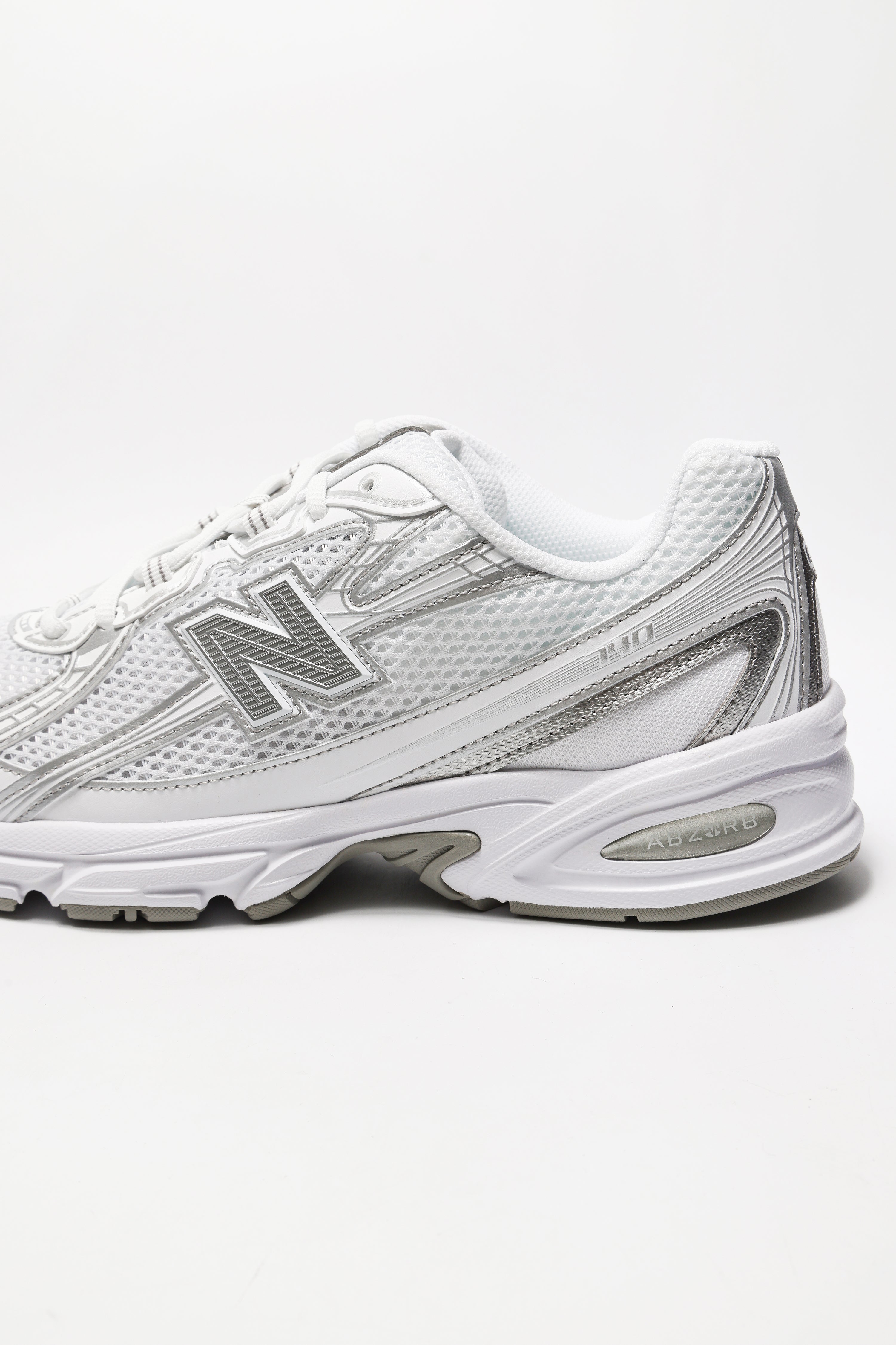 U 740 Core sneakers
