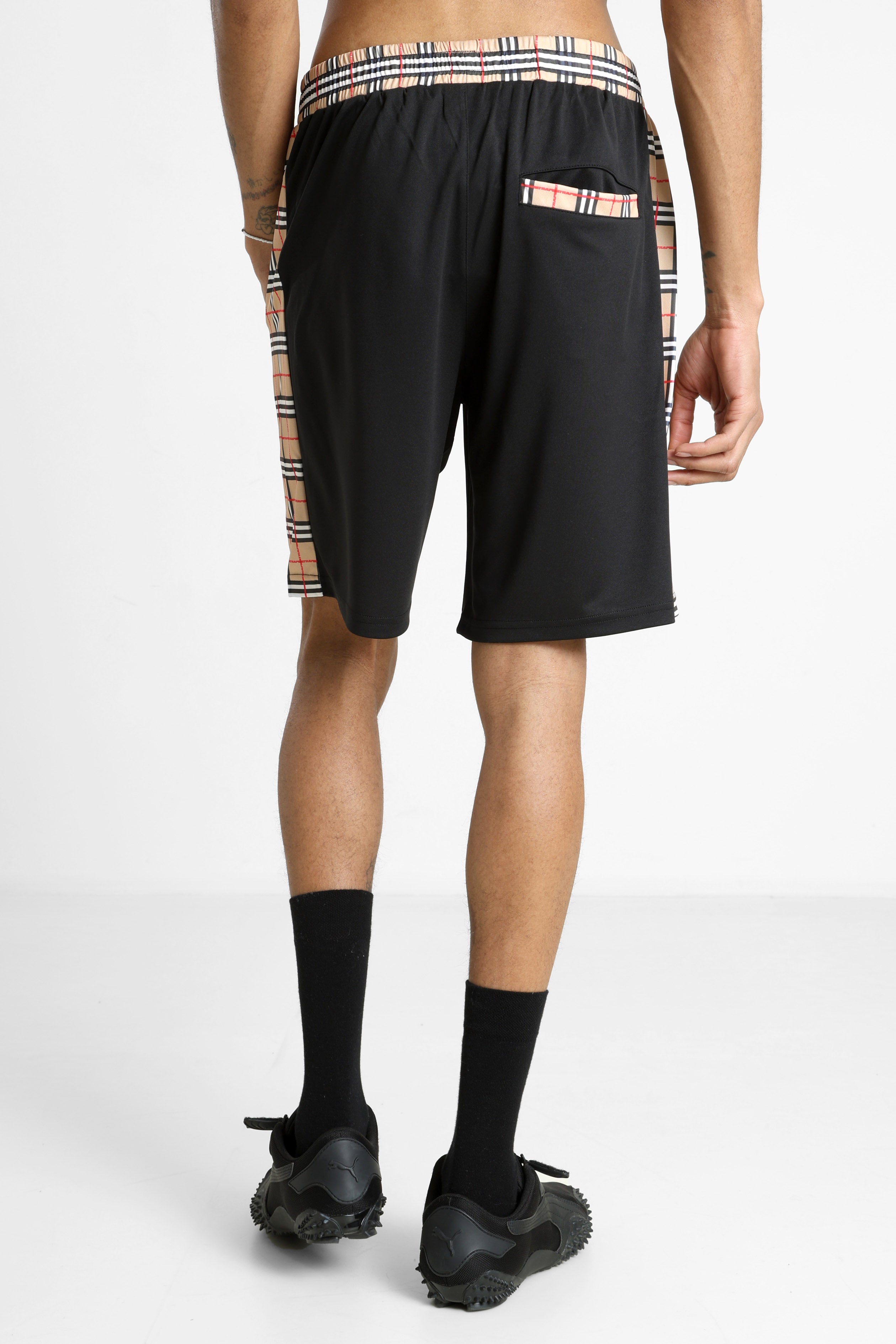 Trainingsshorts - Schwarz + Beige