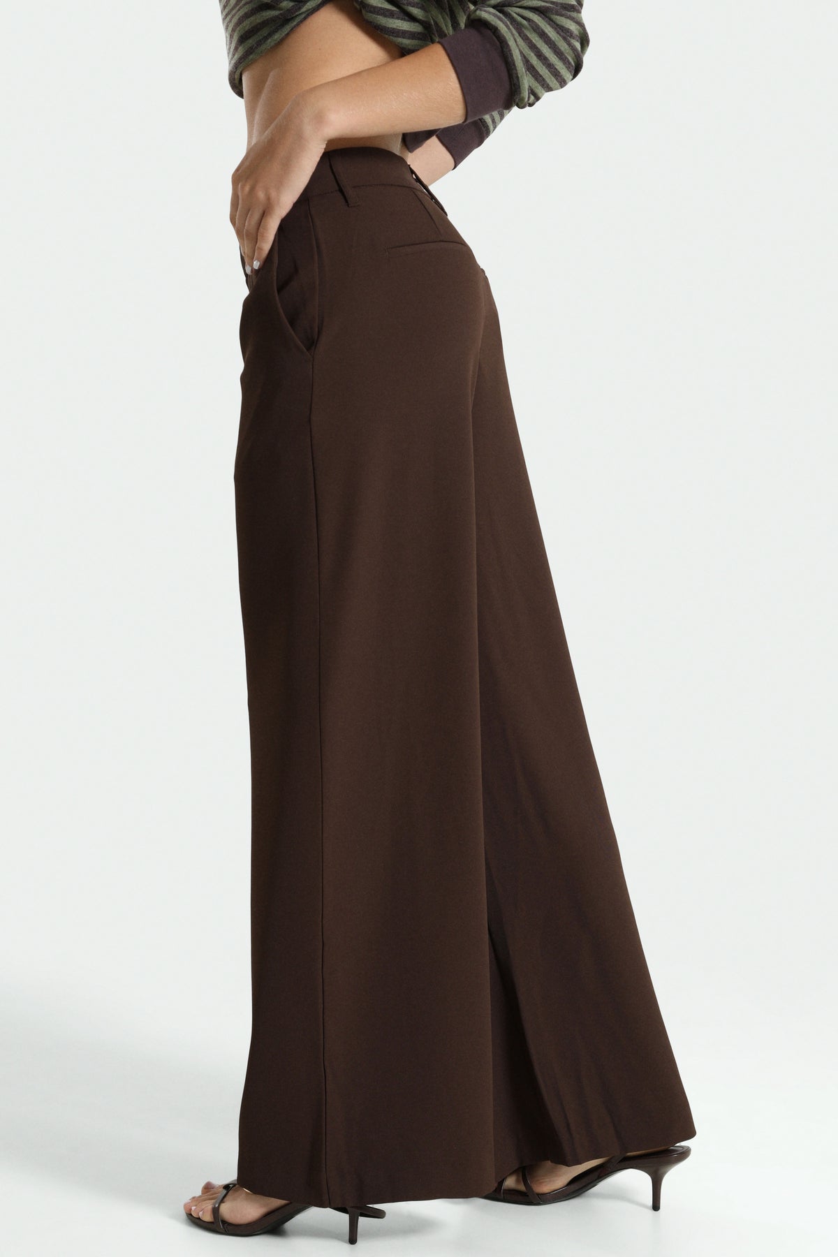 Wide Leg Stoffhose - Dunkelbraun