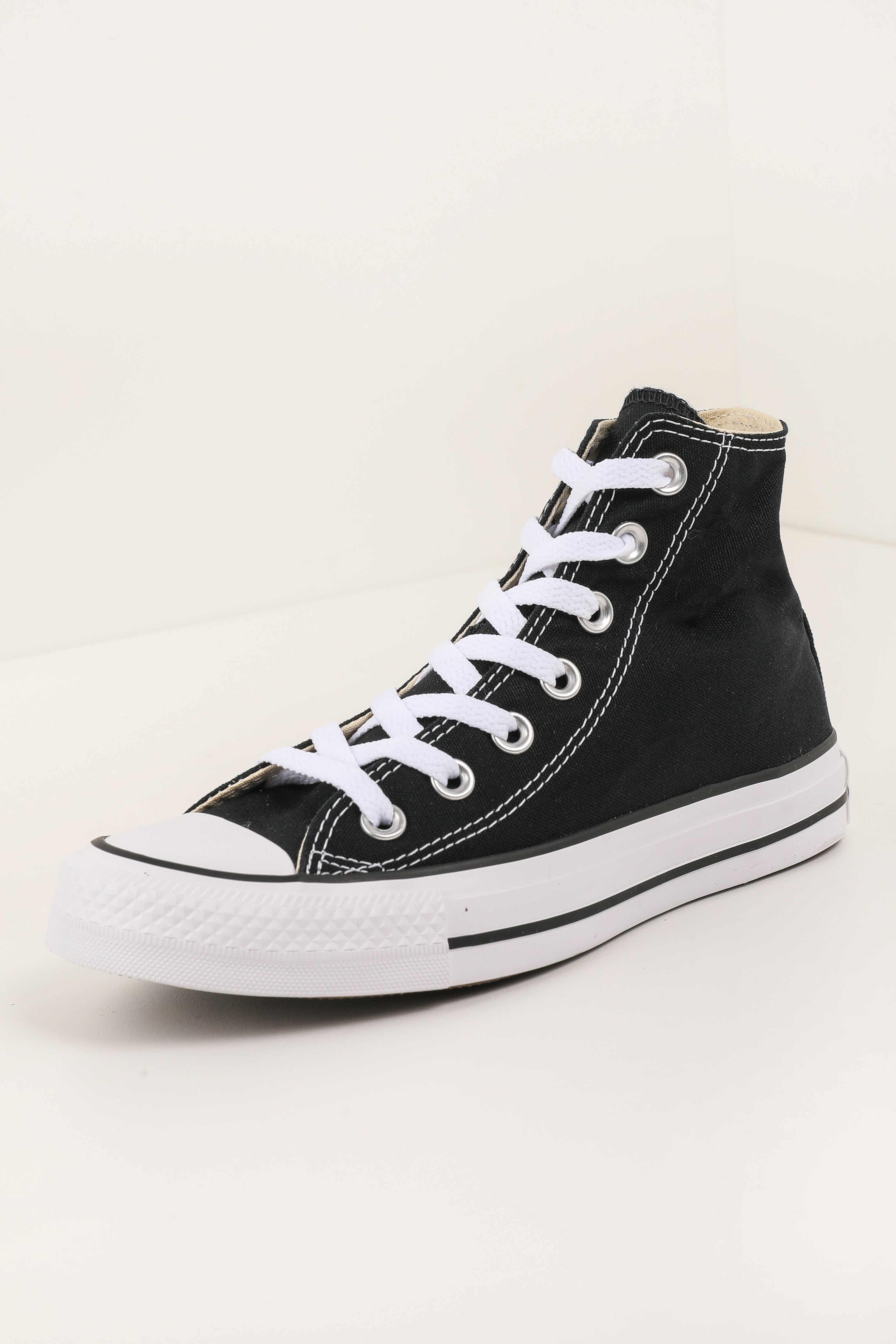 Chuck Taylor Sneaker - Black_1
