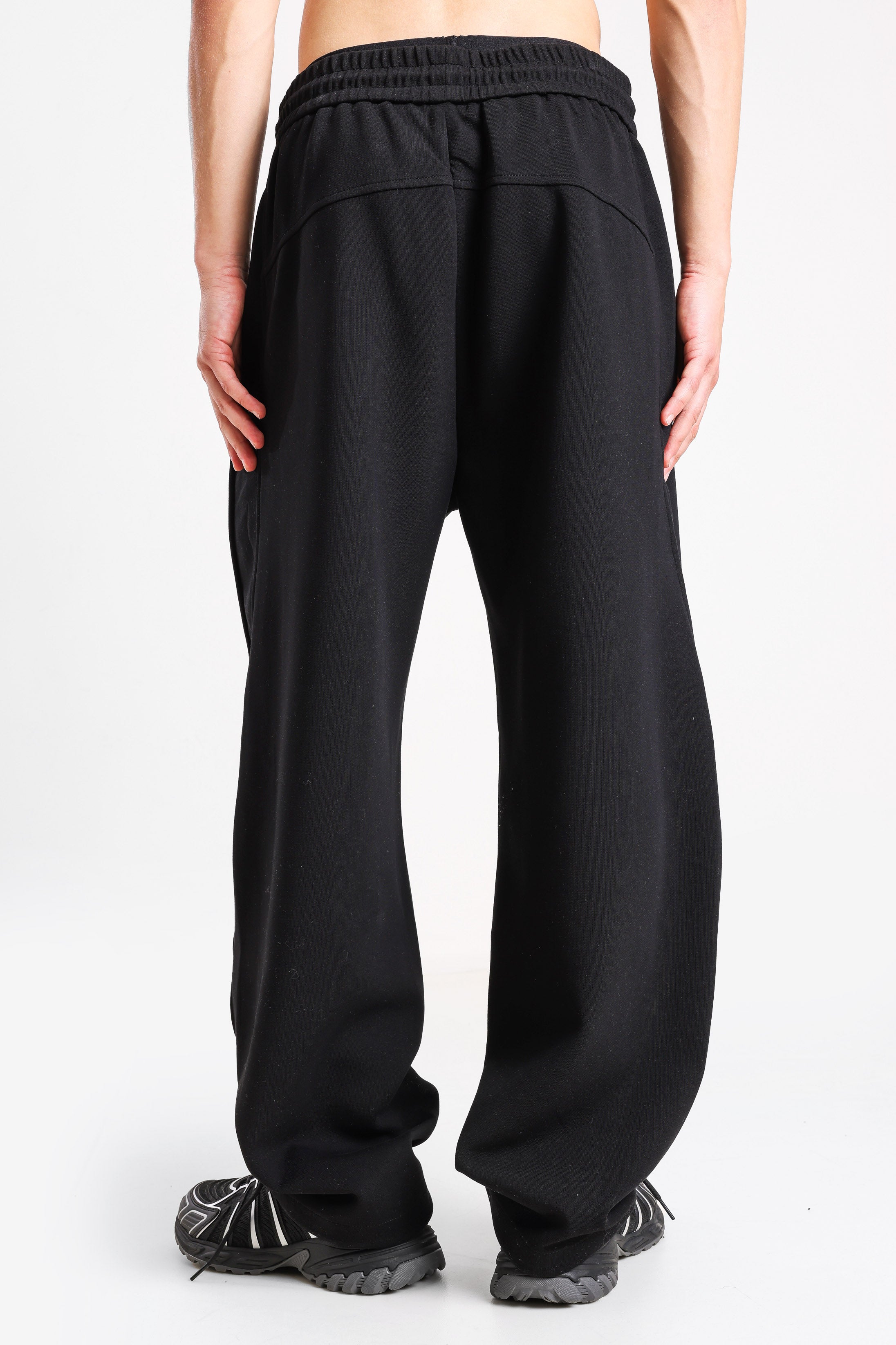 Barrel Fit Sweathose - Black