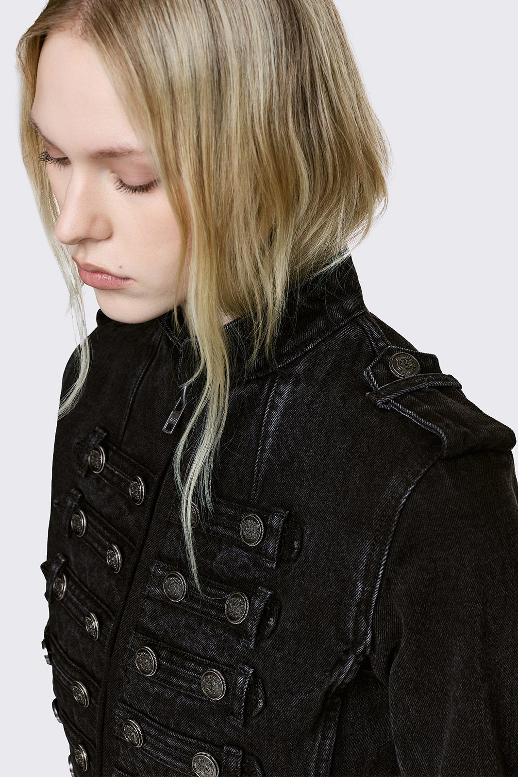 Hilda Military giacca in denim con borchie - Black Washed
