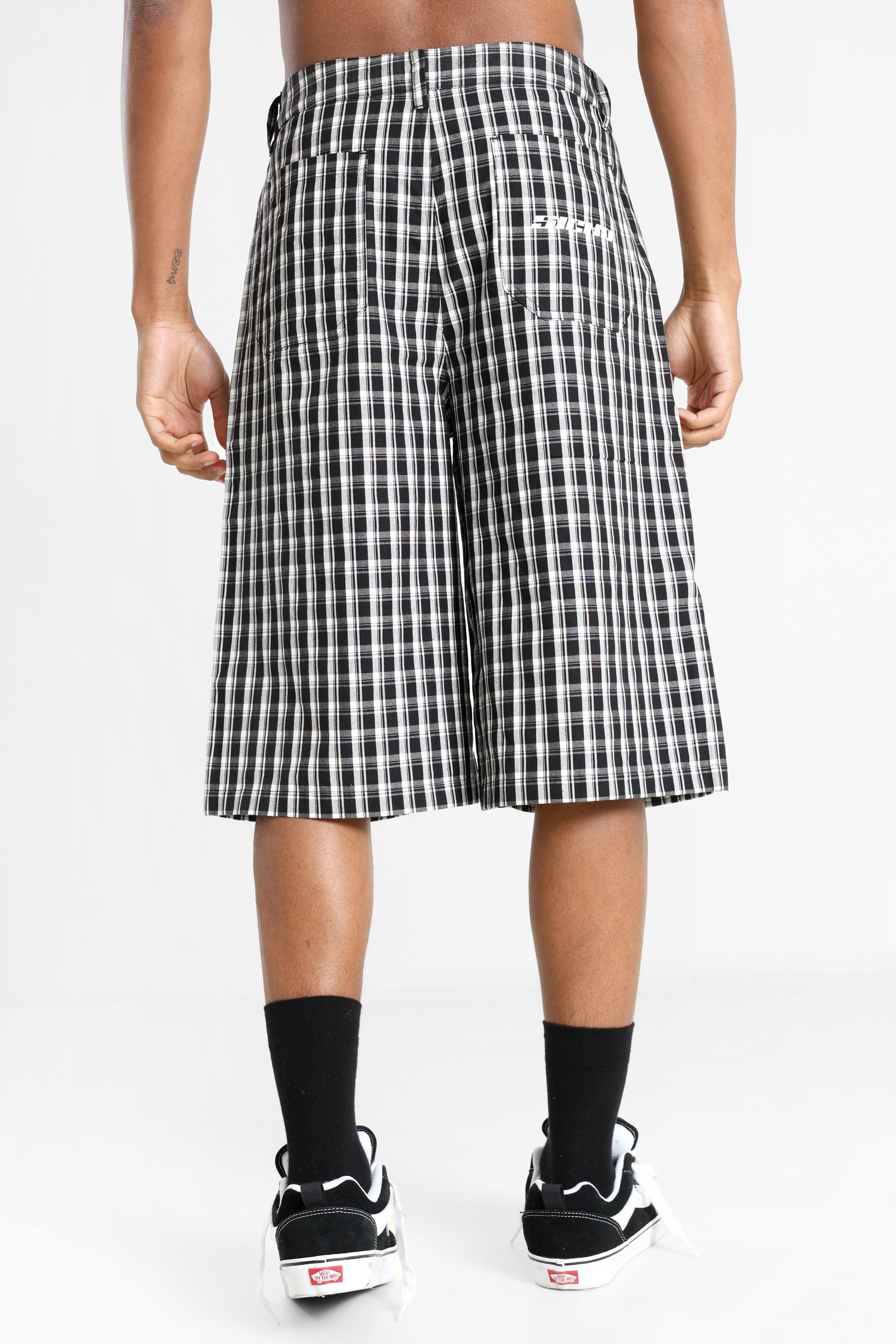 Bermuda in tessuto - Nero + Bianco