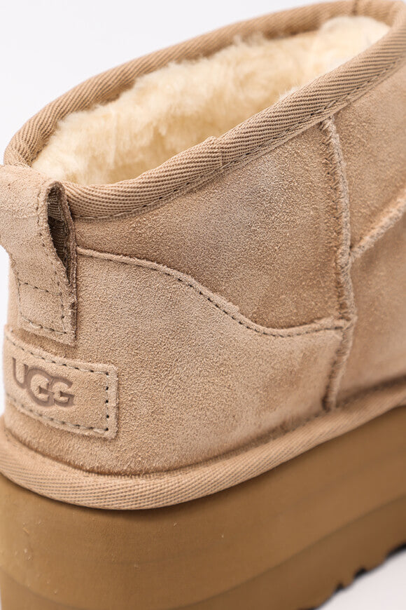 Classic Ultra Mini gefütterte Plateau Stiefelette - Sand