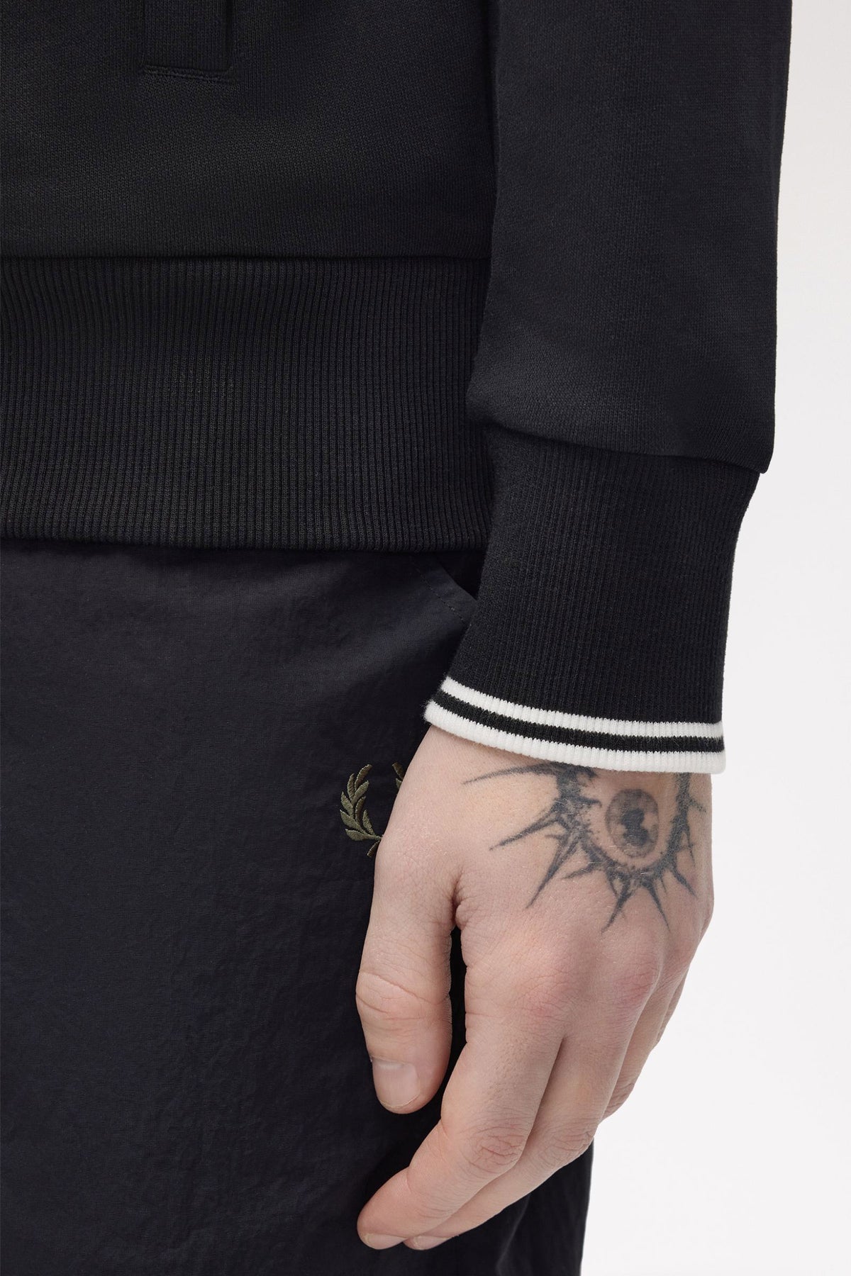 Felpa con zip - Black