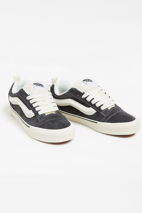 Knu Skool Sneaker - Pig Suede Gray