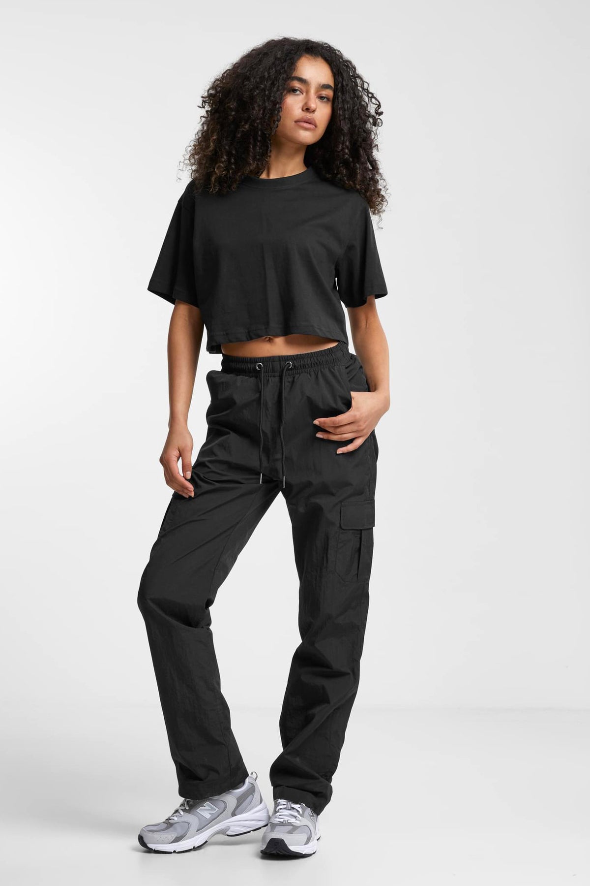 Crop T-Shirt - Black