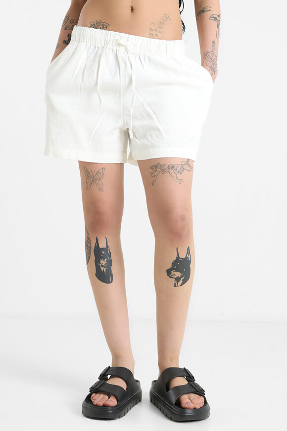 Caro linen shorts - Cloud Dancer