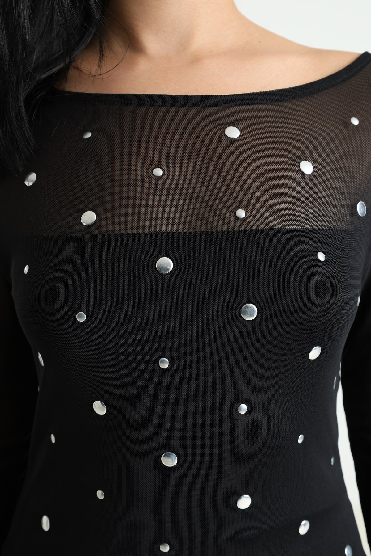 Robe longue en mesh avec rivets - Noir