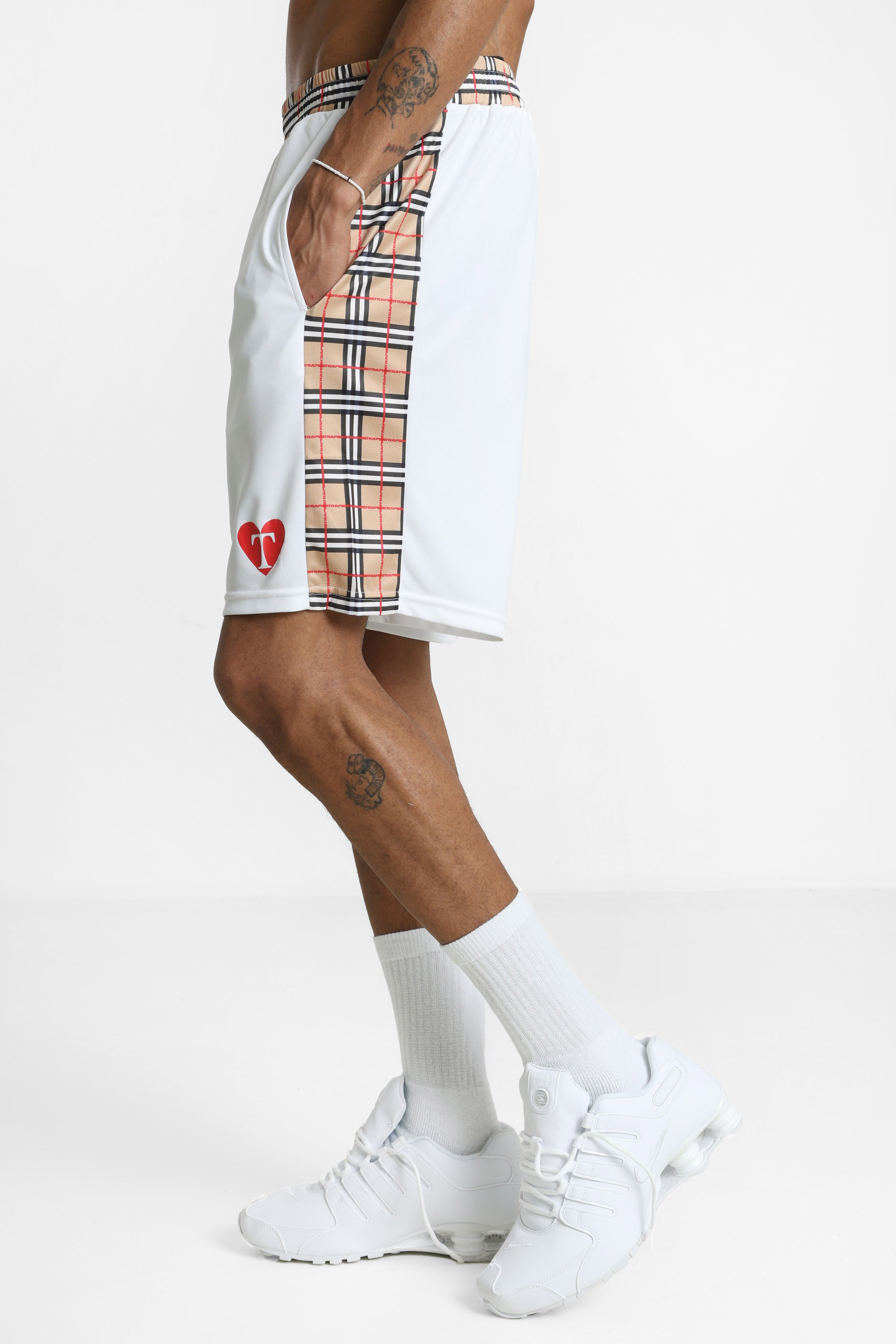 Trainingsshorts - Weiss + Beige