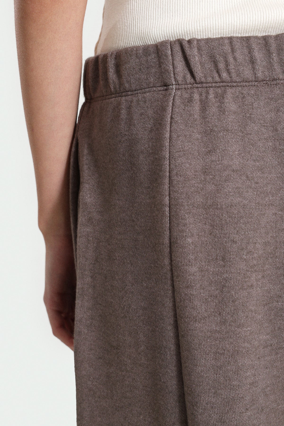 Barrel Fit Stoffhose - Taupe