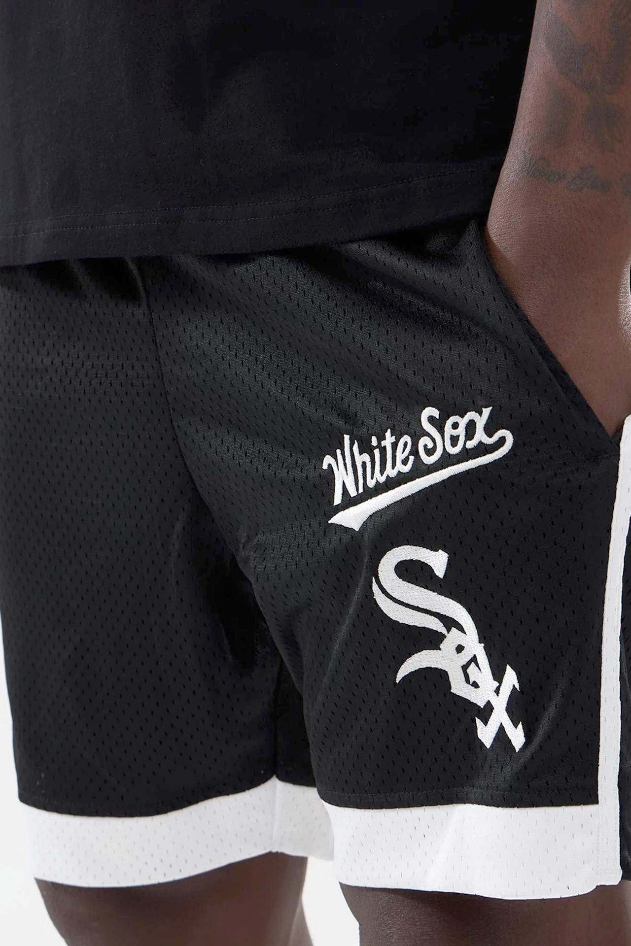 Short in rete mesh - Black + White