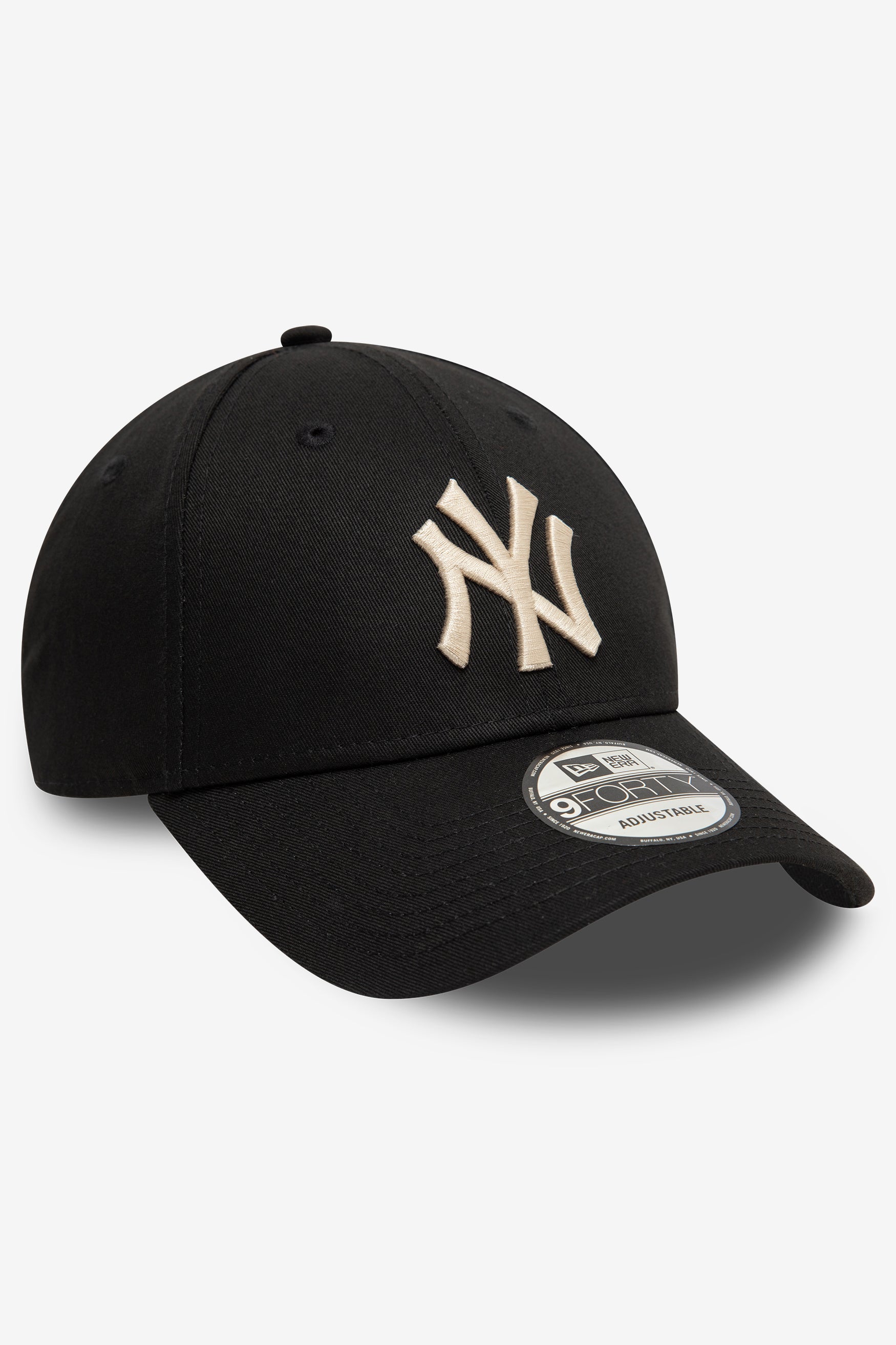 9Forty Cap / Strapback - Black + Stone