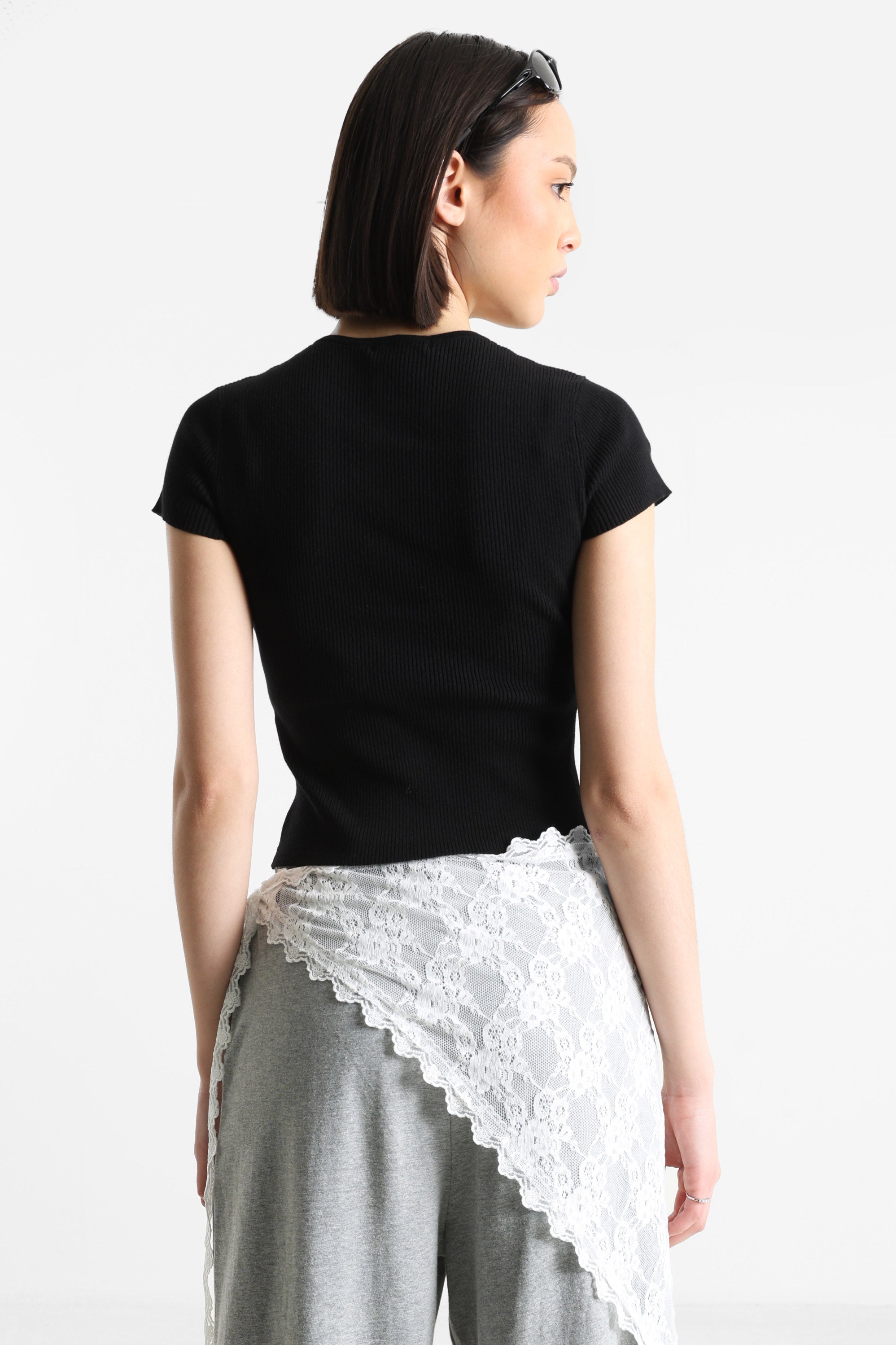 Geripptes Crop T-Shirt - Schwarz