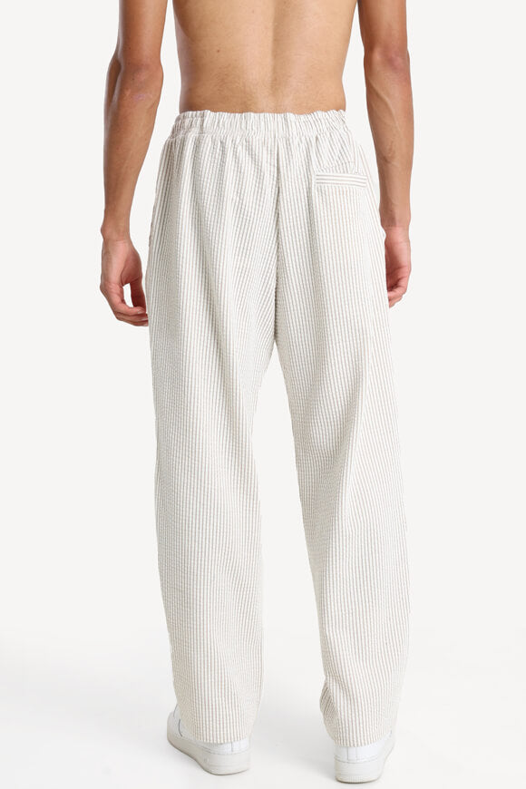 JPSTKARL Pantalon en tissu structuré - Plaza Taupe + Cloud Dancer