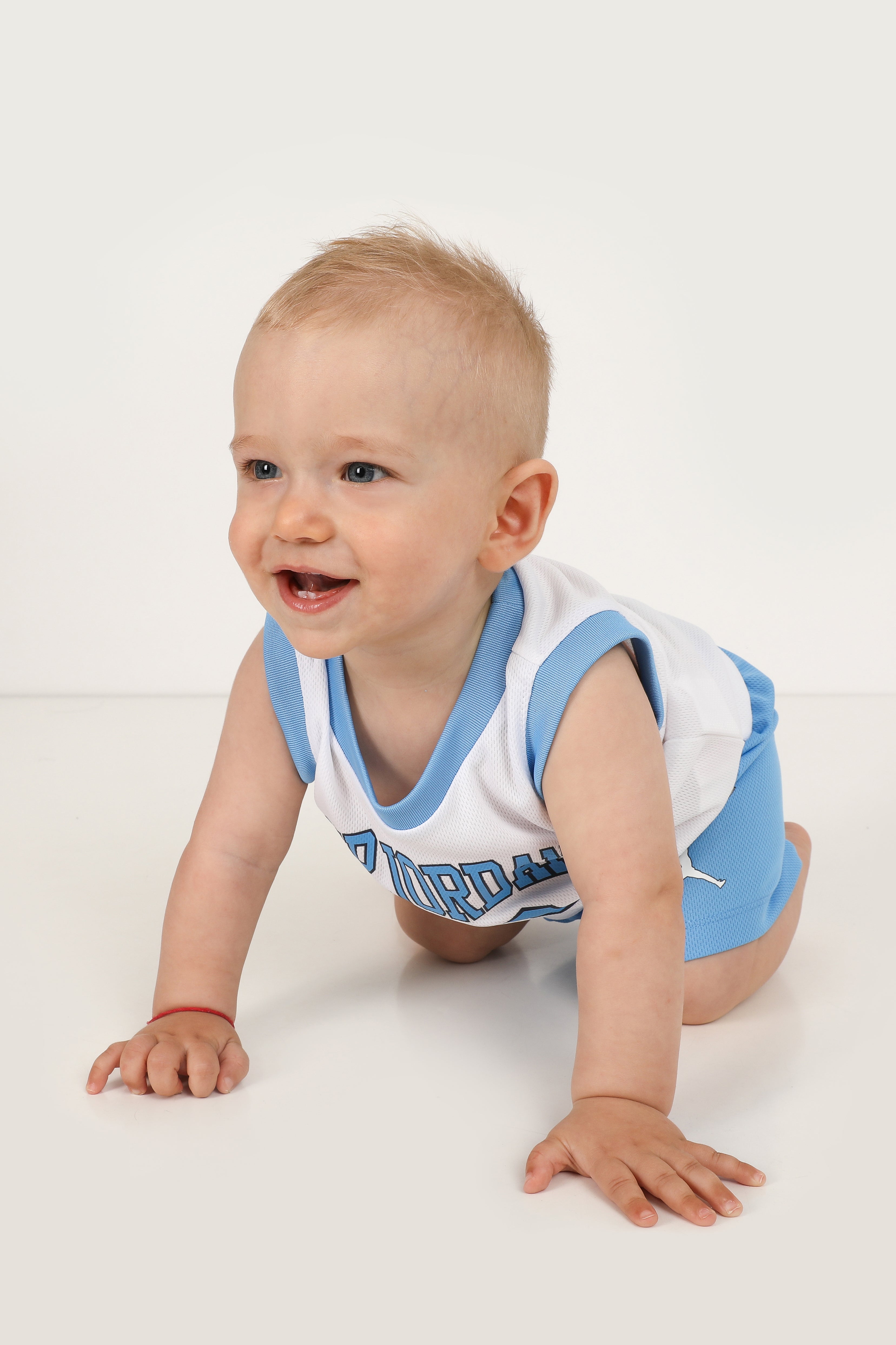 Completo neonato in mesh aria - White + University Blue