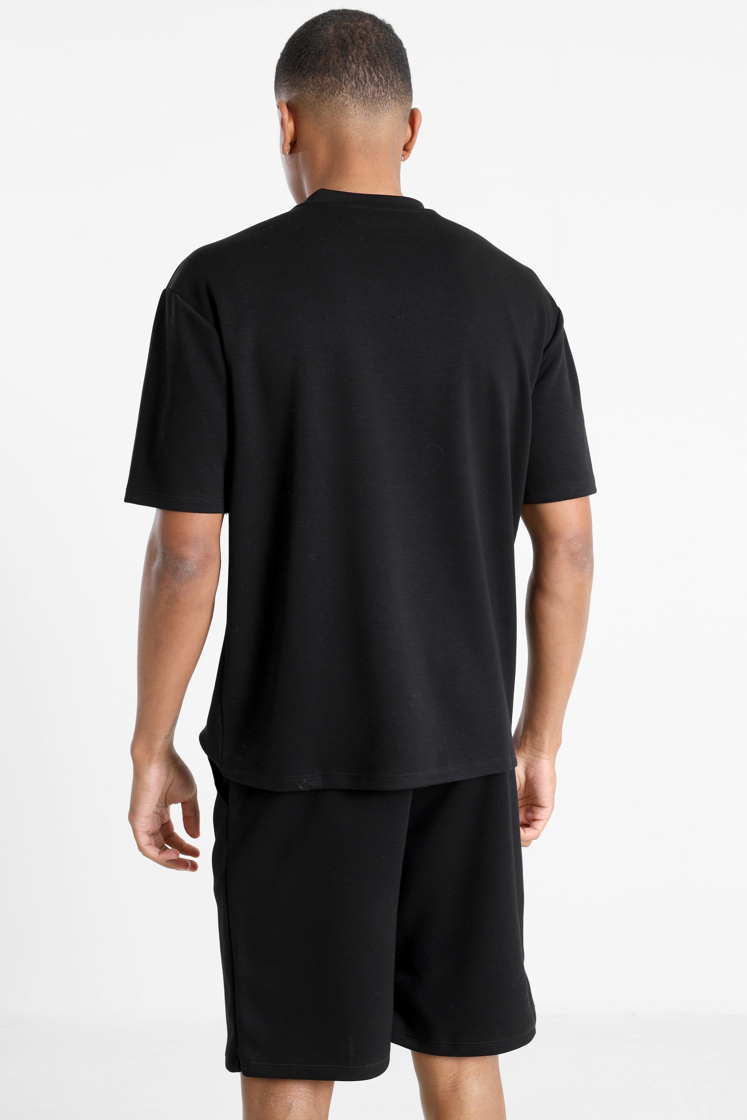 T-Shirt - Black