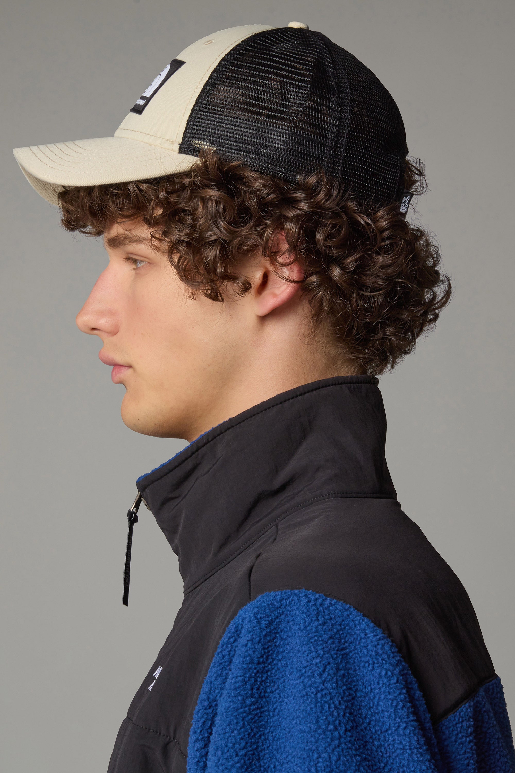 Cappellino trucker / snapback da donna - Gravel + Black