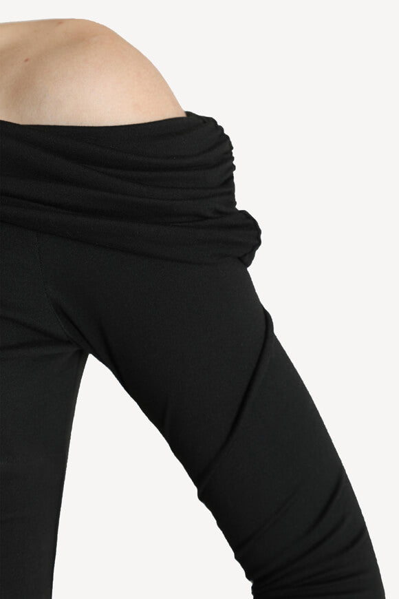 Camicia a maniche lunghe Off Shoulder Crop - Nero