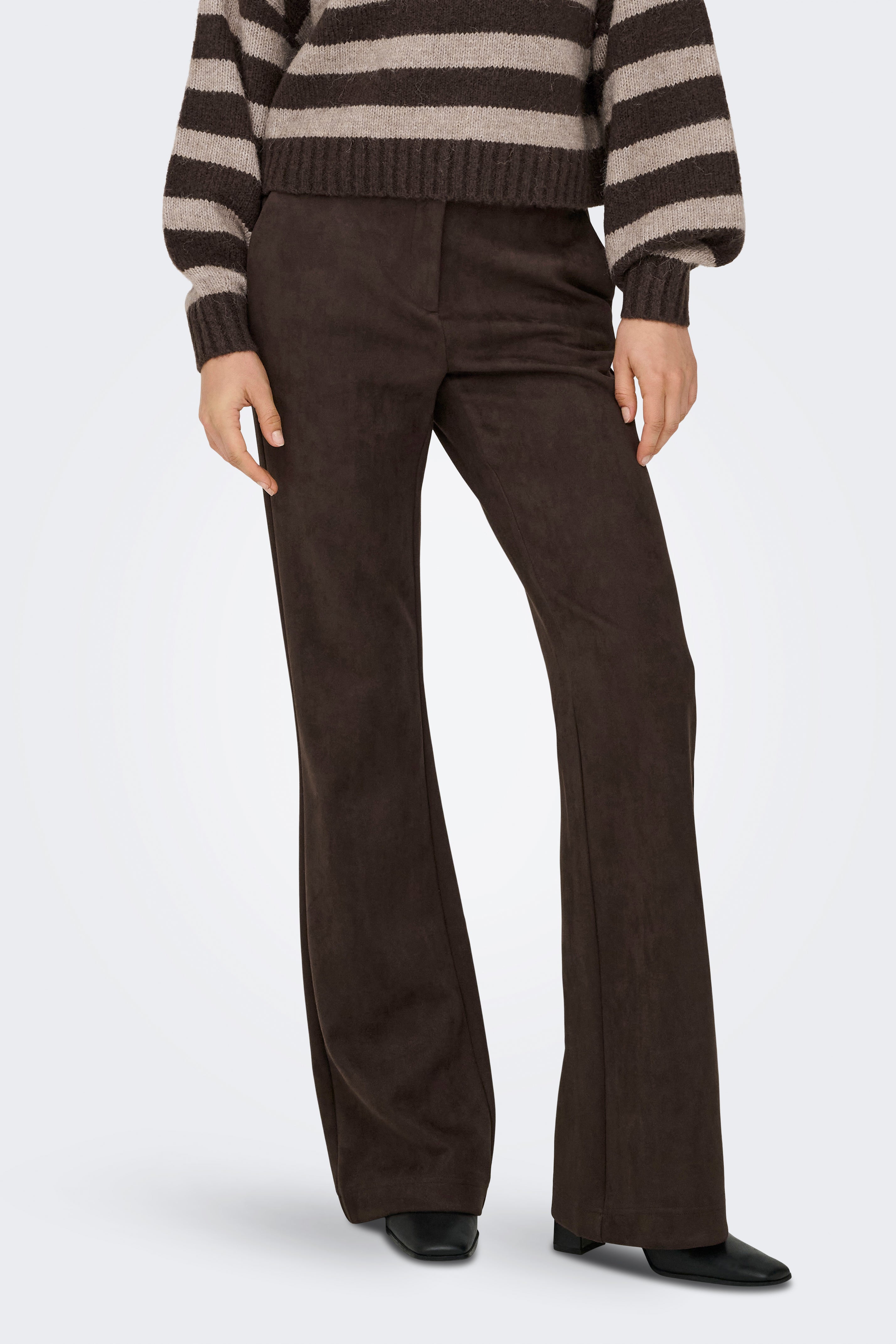 ONLLYLVA Kunstwildleder Flare-Hose L32 - Black Coffee