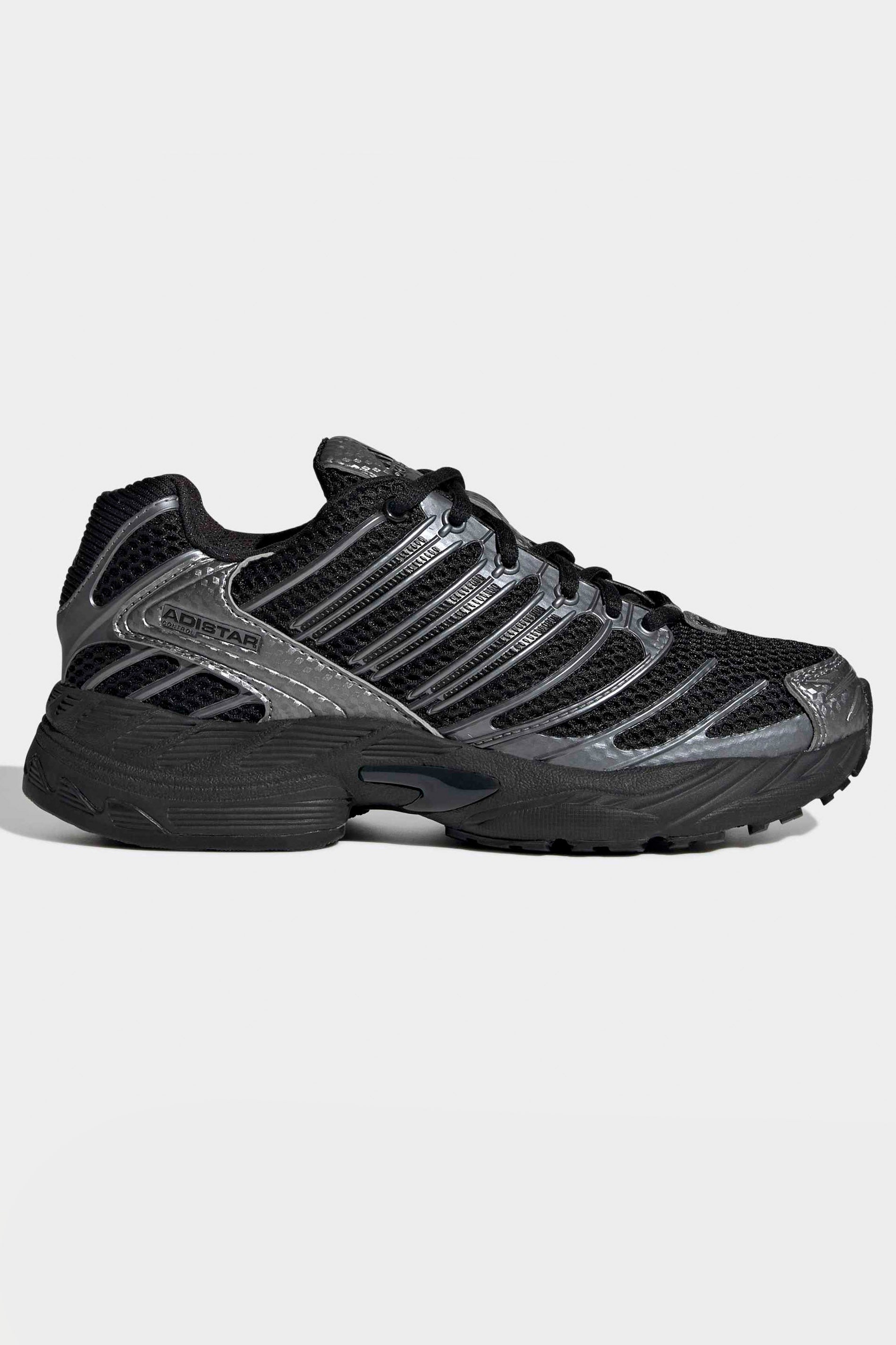 Adistar Control 3 sneakers - Core Black + Iron Metallic + Footwear White