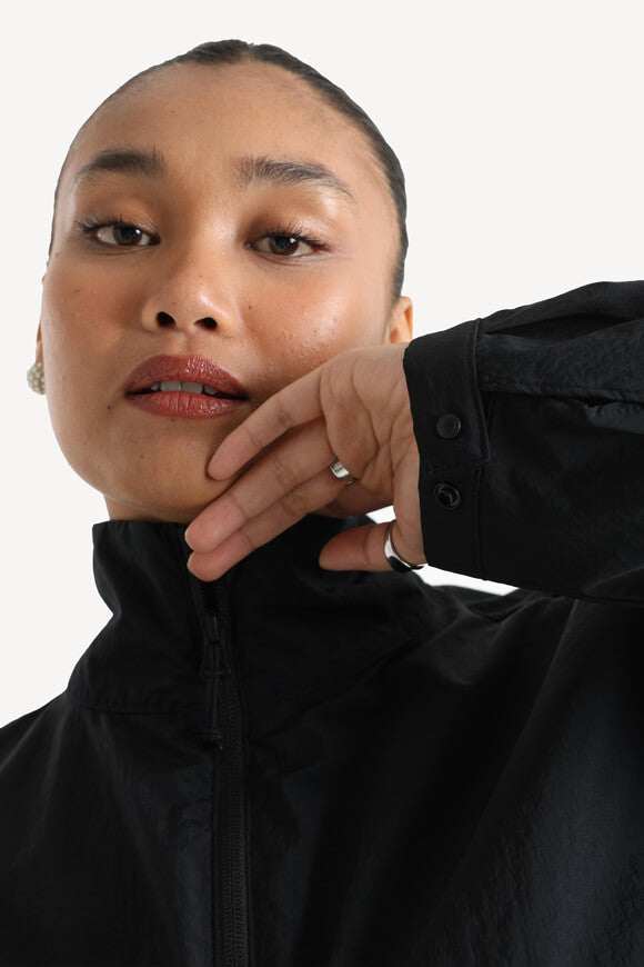 Windbreaker - Black
