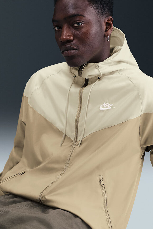 Windbreaker - Parachute Beige + Light Khaki