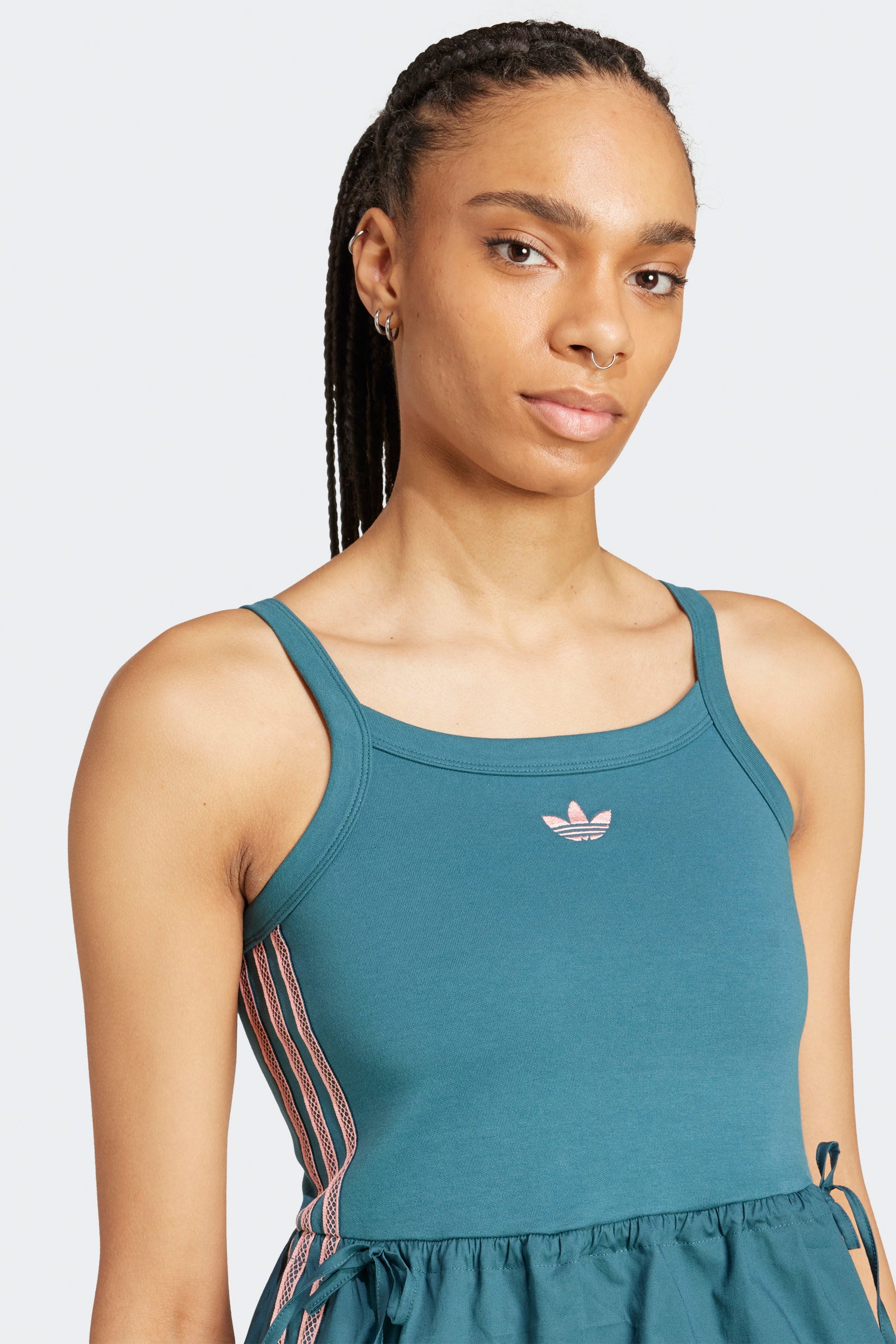 Top con spalline sottili - Tech Green