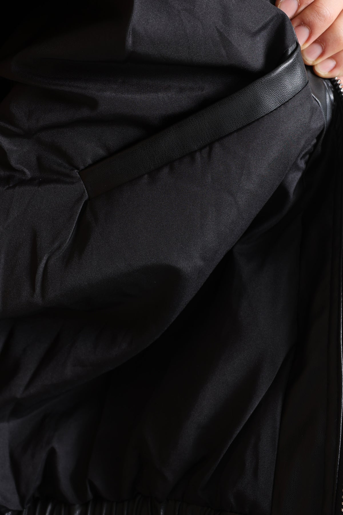 Veste en similicuir - Black + White