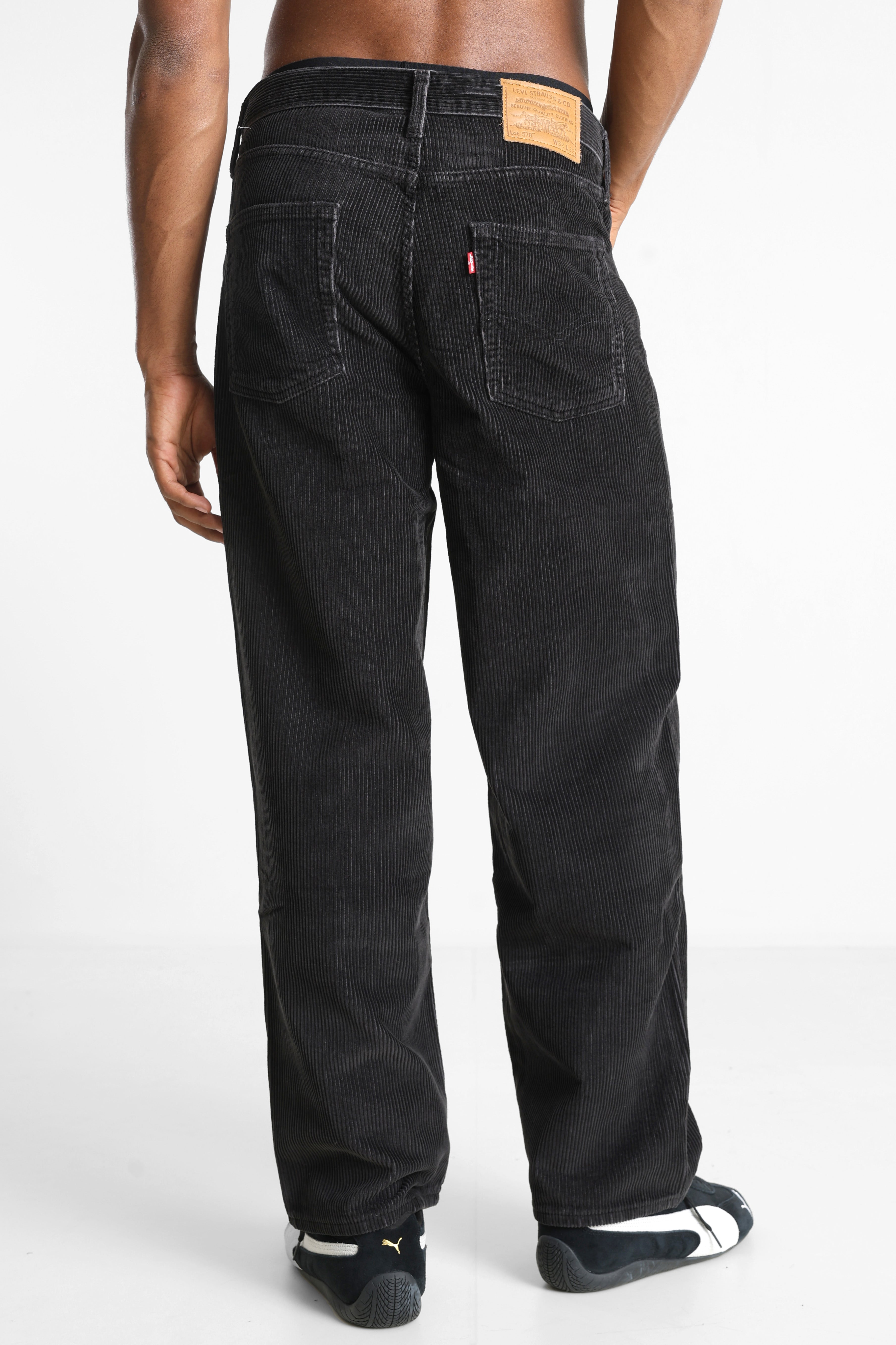Pantaloni 578™ in velluto a coste, vestibilità baggy, lunghezza L32 - Black