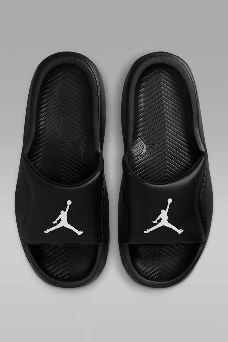 Franchise claquettes - Black + White