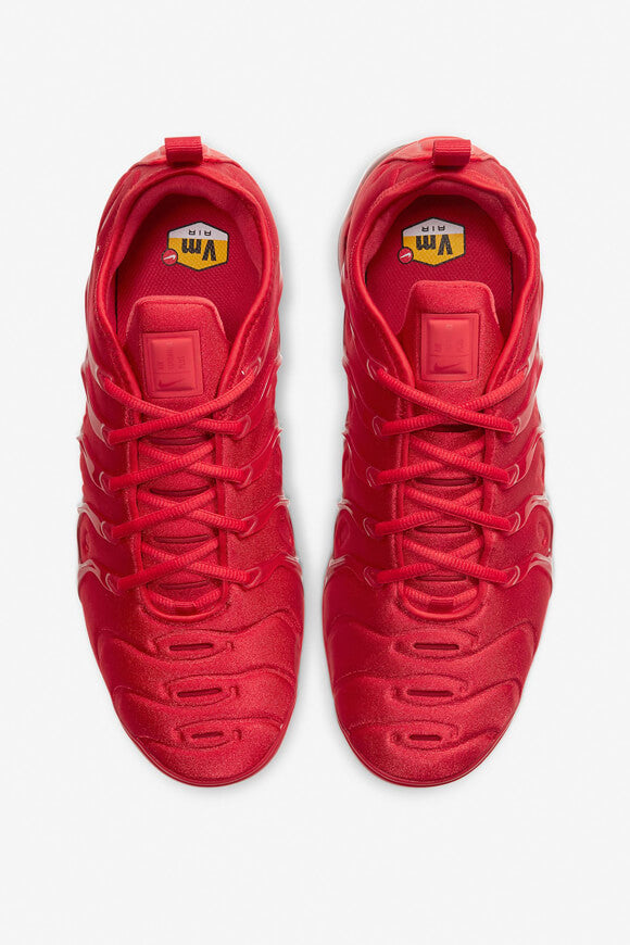 Air Vapormax Plus Sneaker - University Red