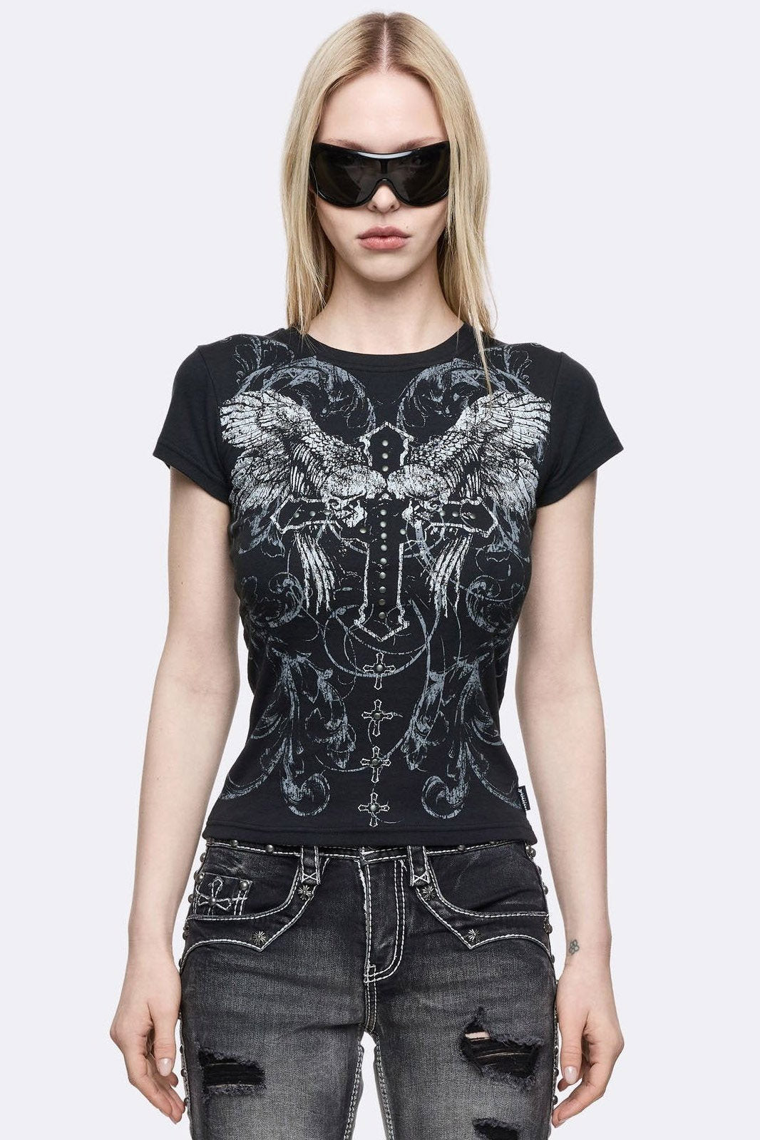 Winged Cross T-Shirt mit Nieten - Black