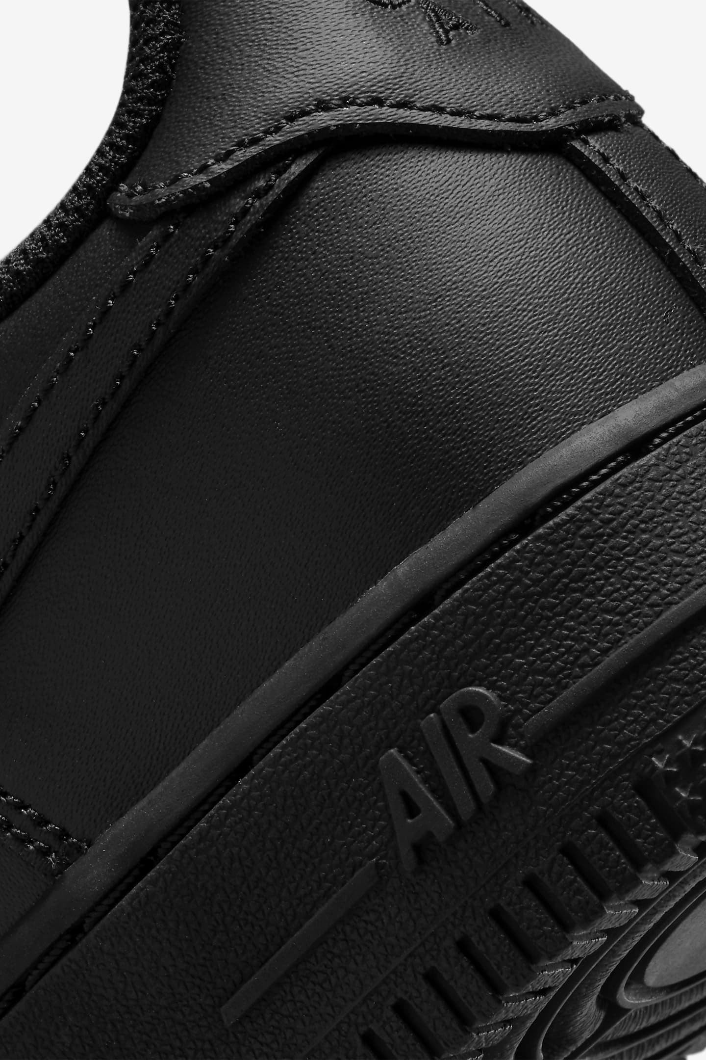 Air Force 1 Leather Sneaker - Black