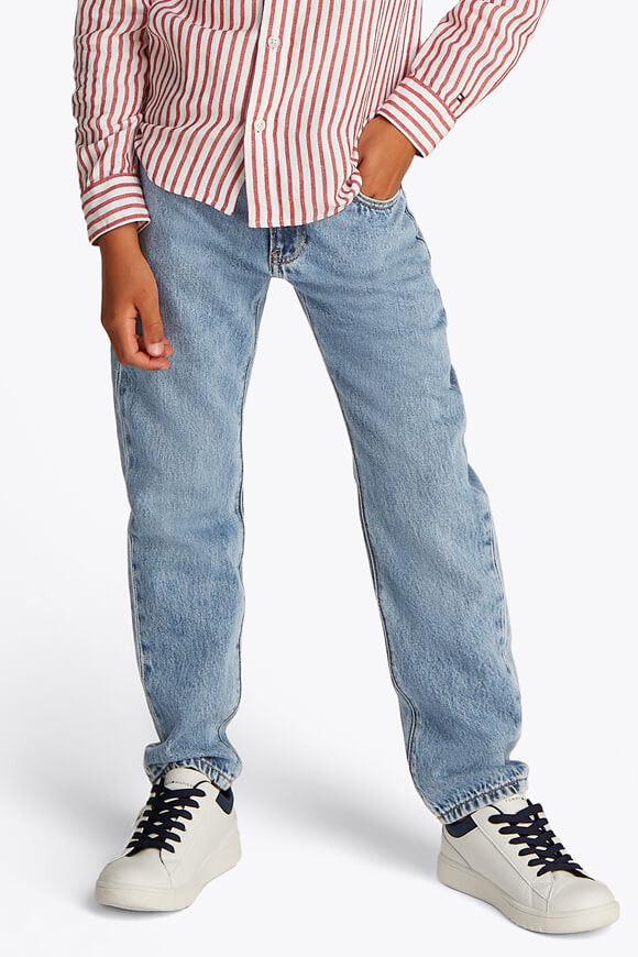 Modern Straight Leg Jeans - Authredcastmid