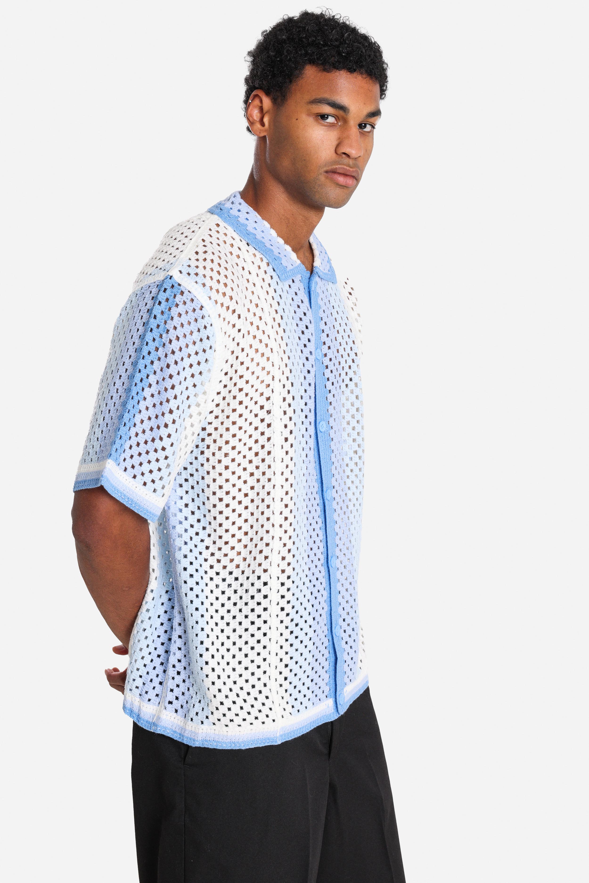 Häkelhemd - Light Blue + Offwhite