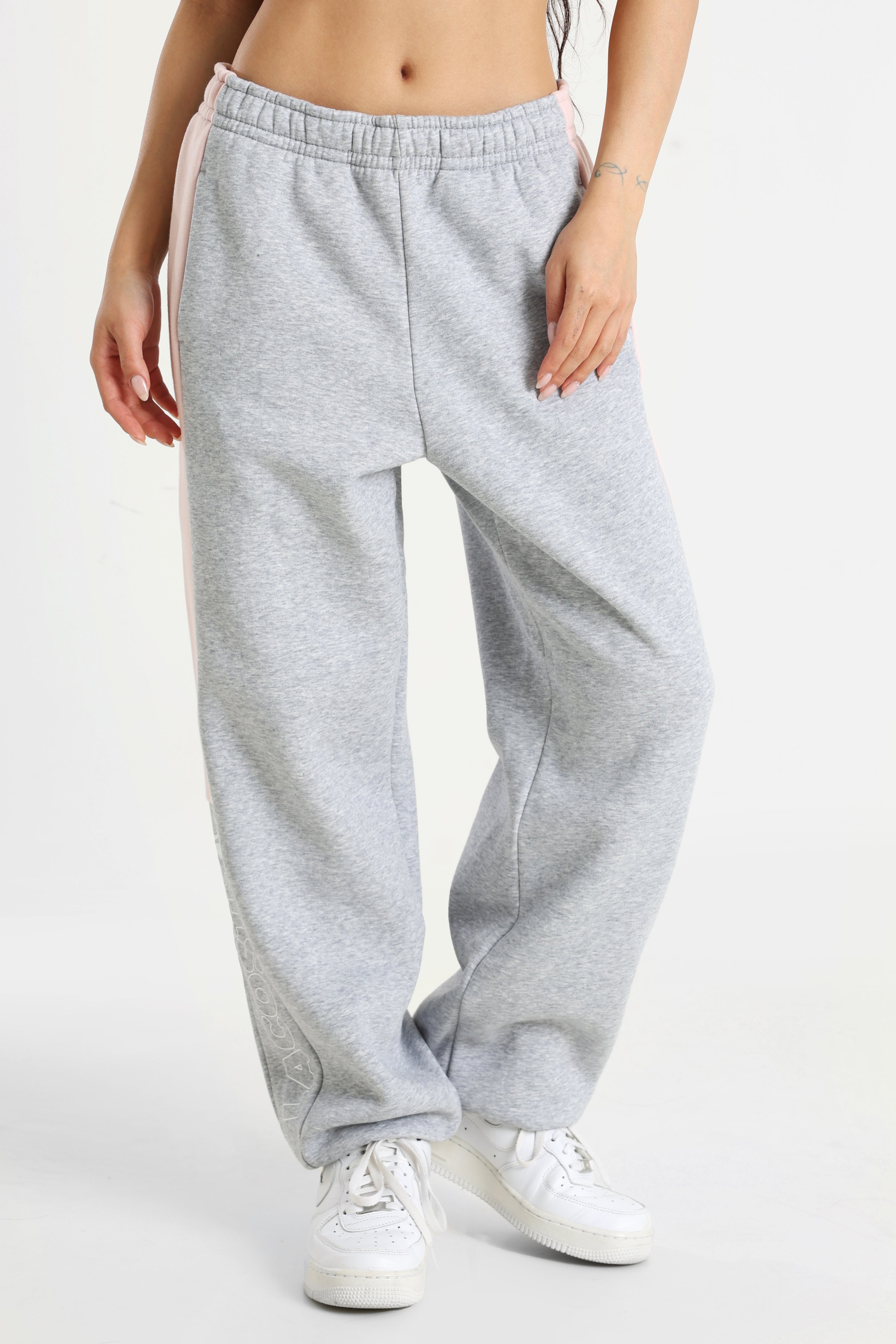 Sweatpants - Silver Chine + Nidus