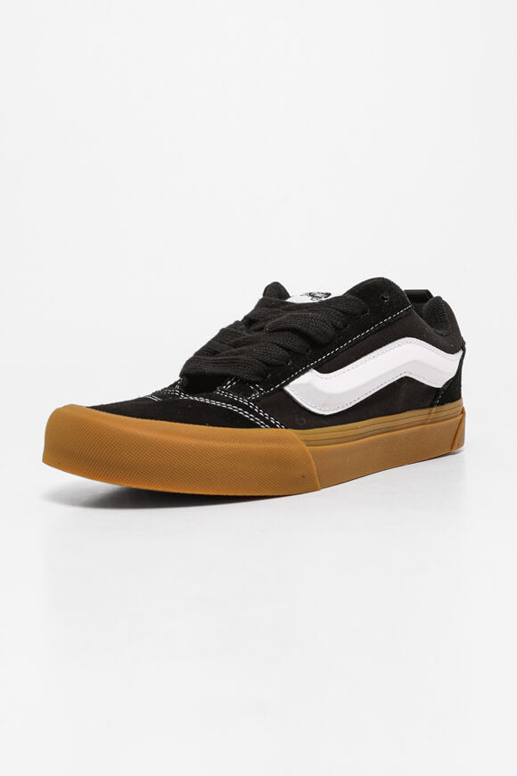 Knu Skool Sneaker - Black + Gum