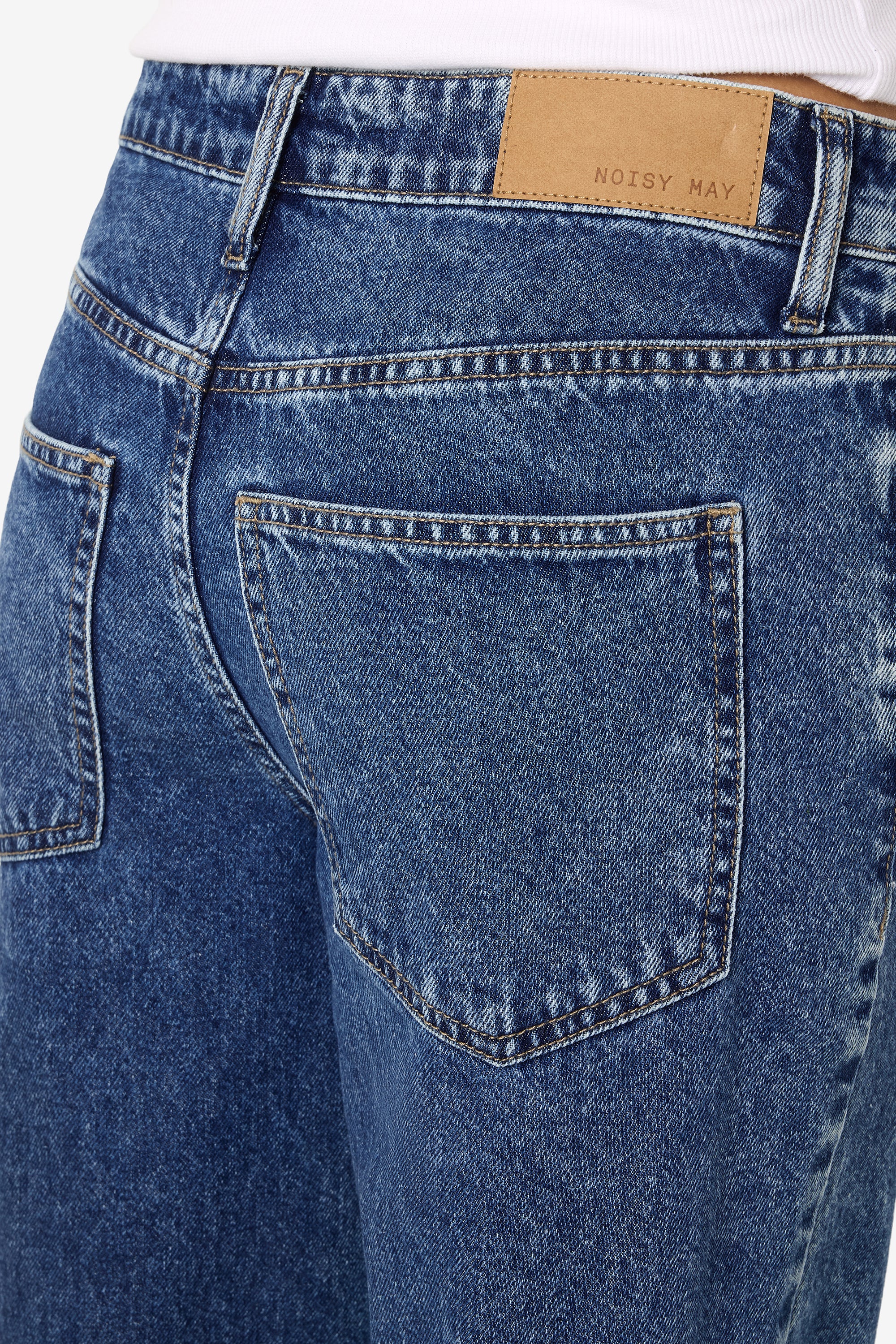 NMADRIANA Loose Fit Jeans L34 - Blue Medium