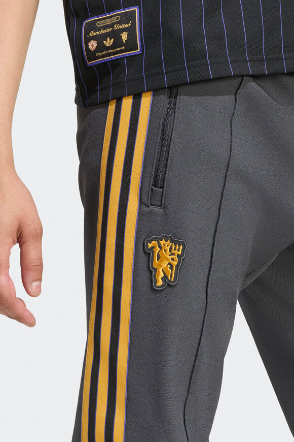 Pantaloni da allenamento del Manchester United - Utility Black