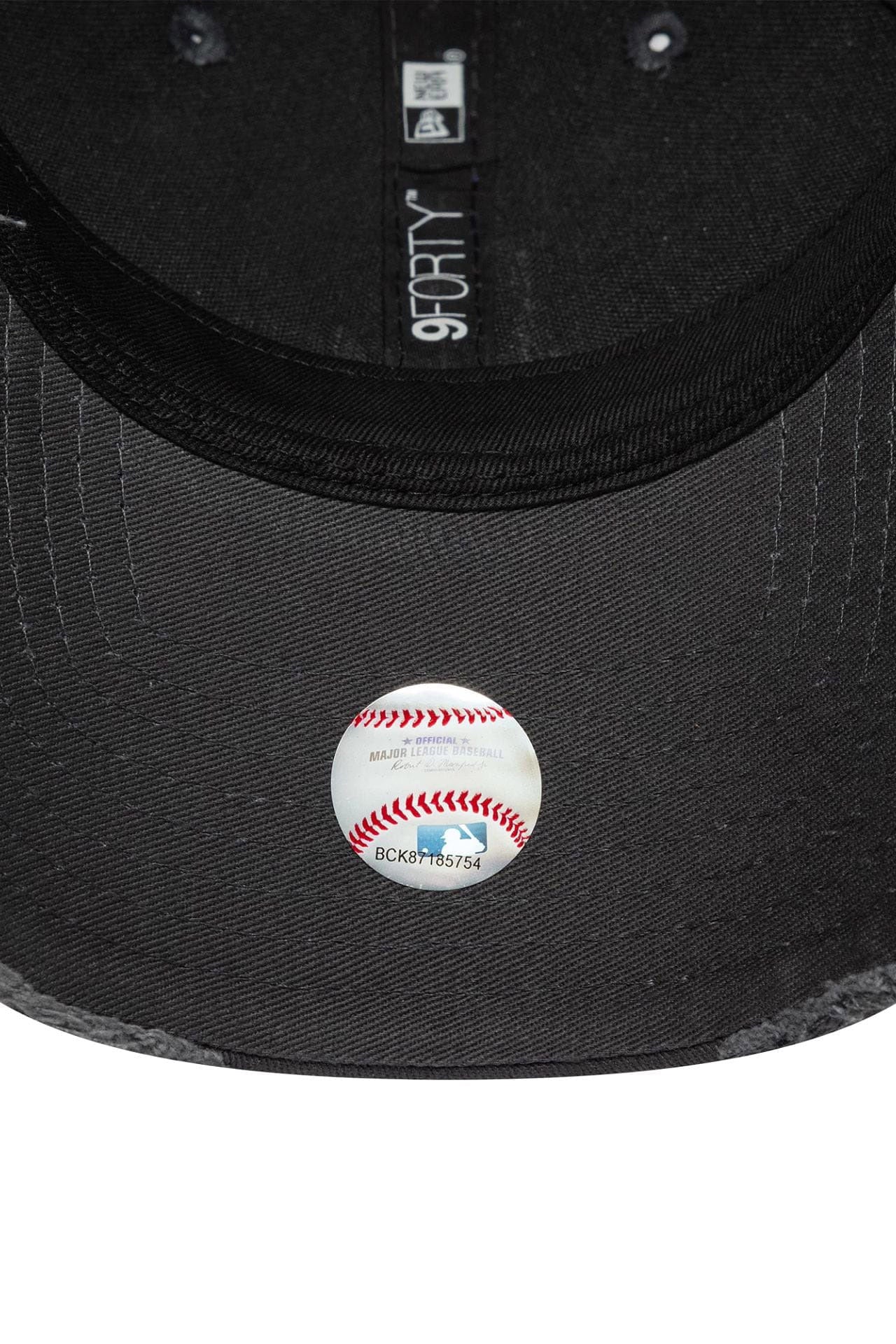 9Forty Cap / Strapback - Anthracite