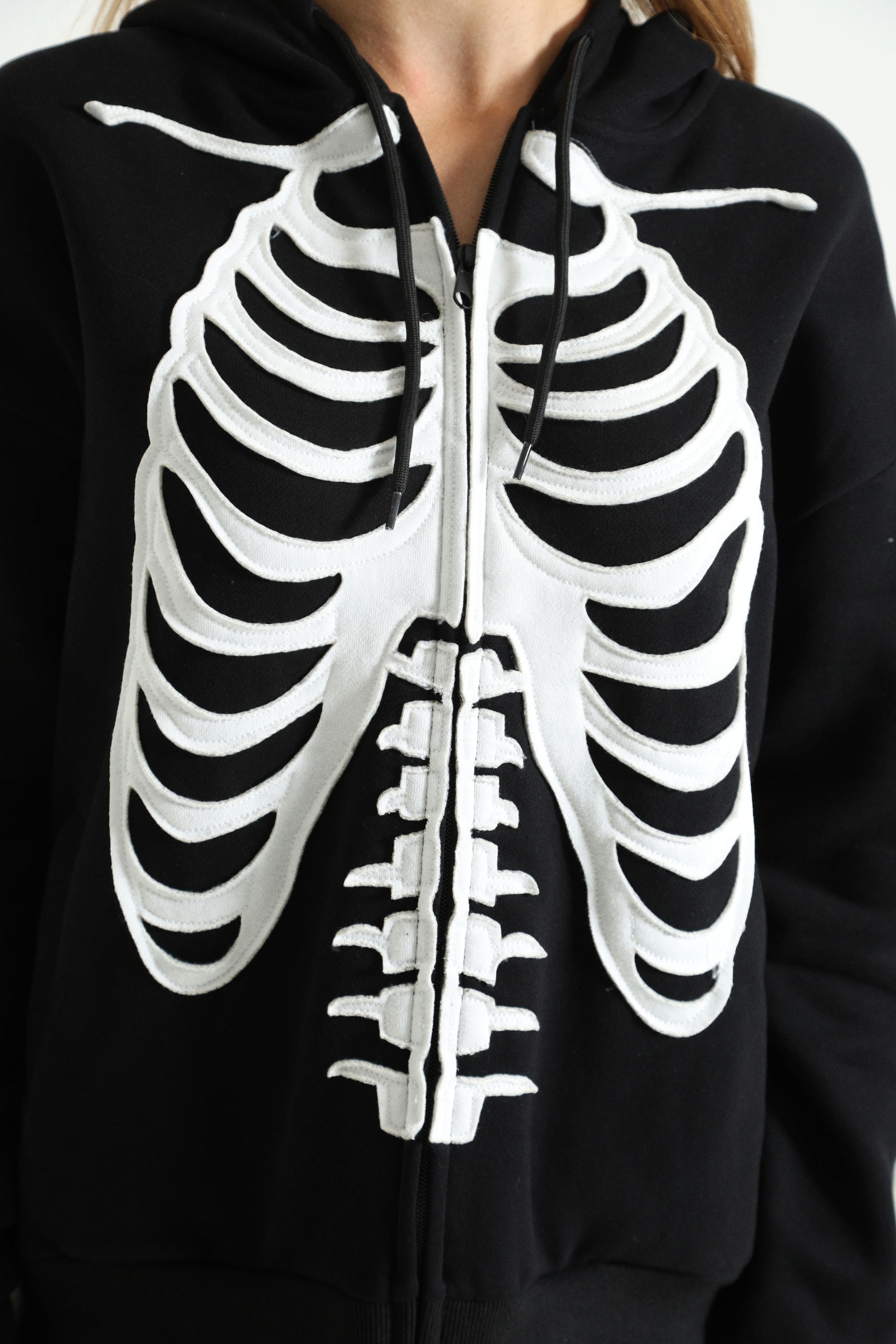Oversize Kapuzensweatjacke - Black + White